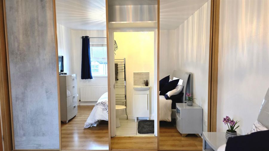 10 Birch Hill Meadows