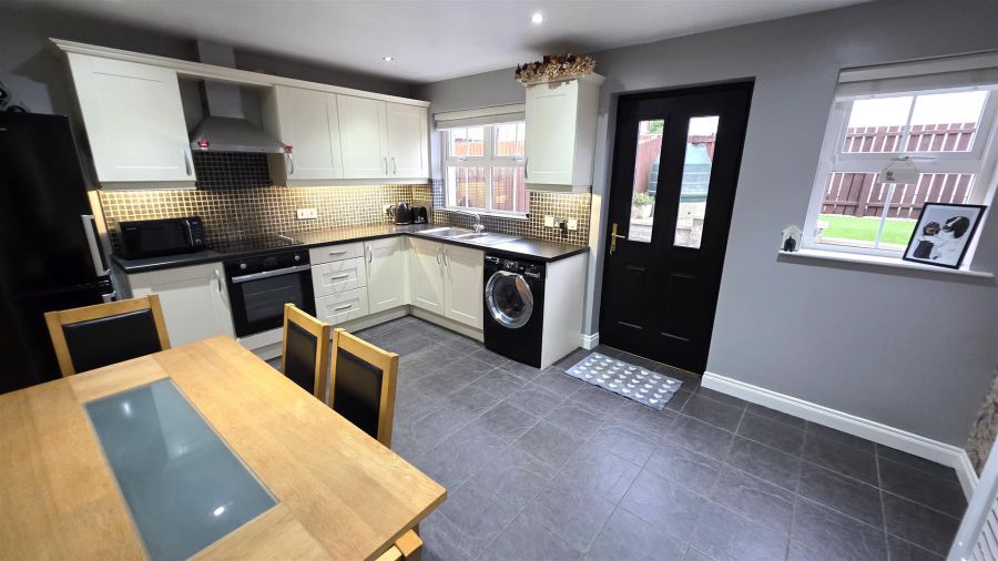 10 Birch Hill Meadows