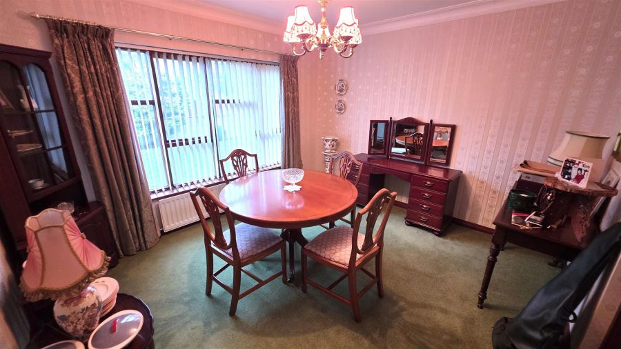 158 Seven Mile Straight