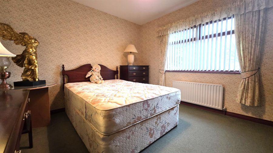 158 Seven Mile Straight