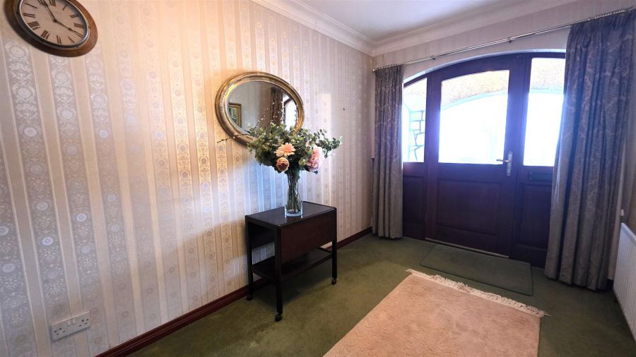 158 Seven Mile Straight