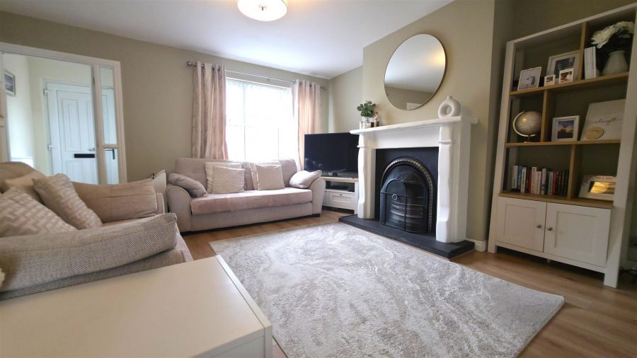 10 Greenvale Manor Mews