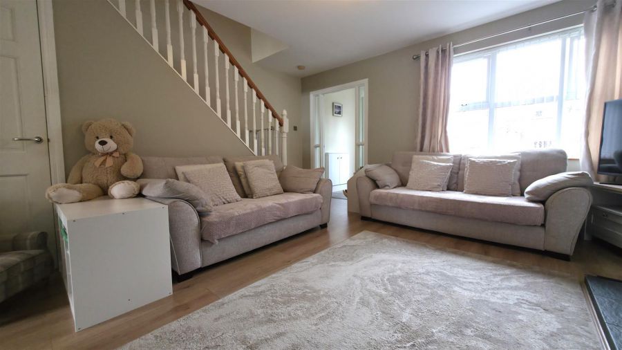 10 Greenvale Manor Mews