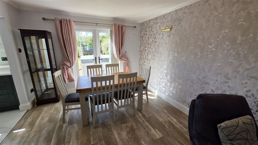 4 Fir Grove Lane