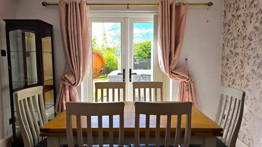 4 Fir Grove Lane