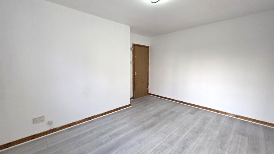 39 Greenvale Manor Gardens