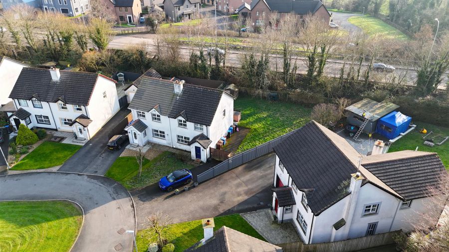 39 Greenvale Manor Gardens