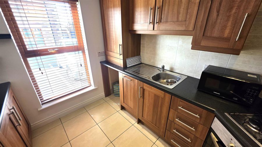 15 Millhouse Close