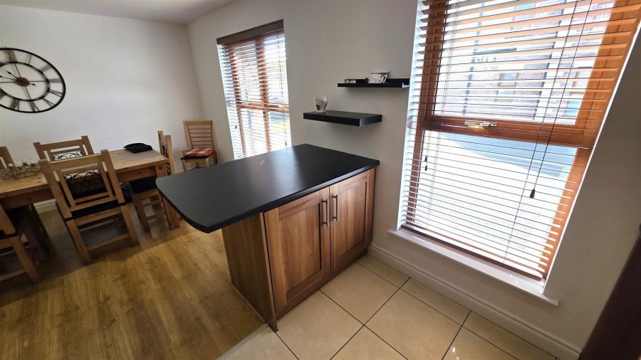 15 Millhouse Close