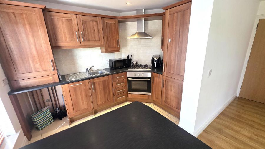 15 Millhouse Close