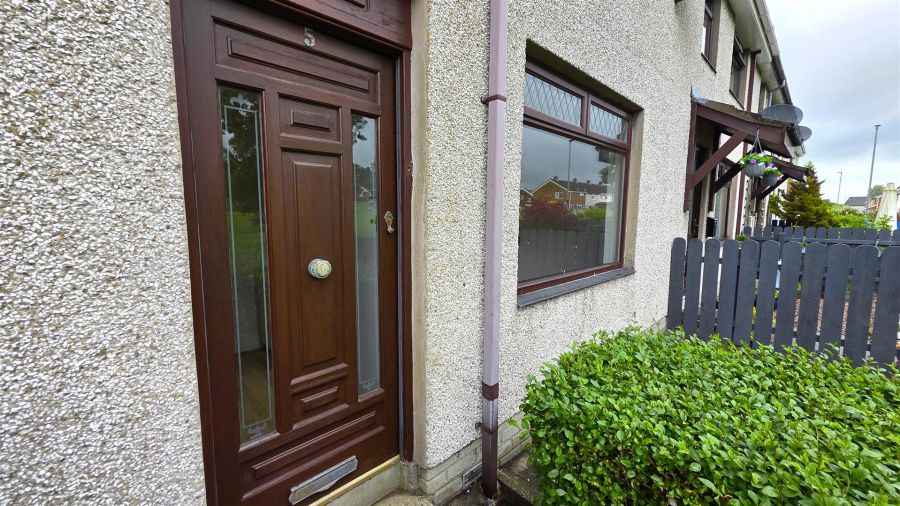 5 Carntall Gardens