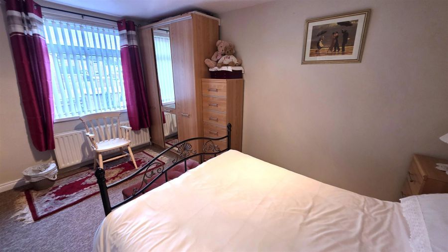 74 Tobergill Gardens