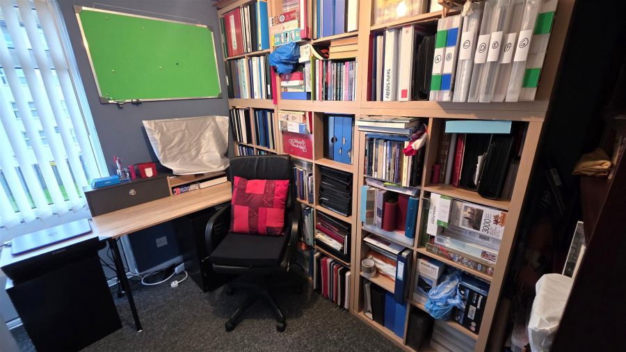 74 Tobergill Gardens