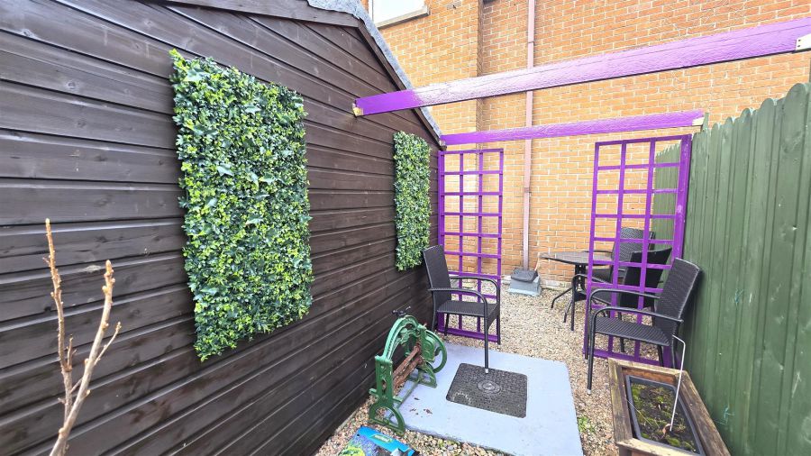 74 Tobergill Gardens