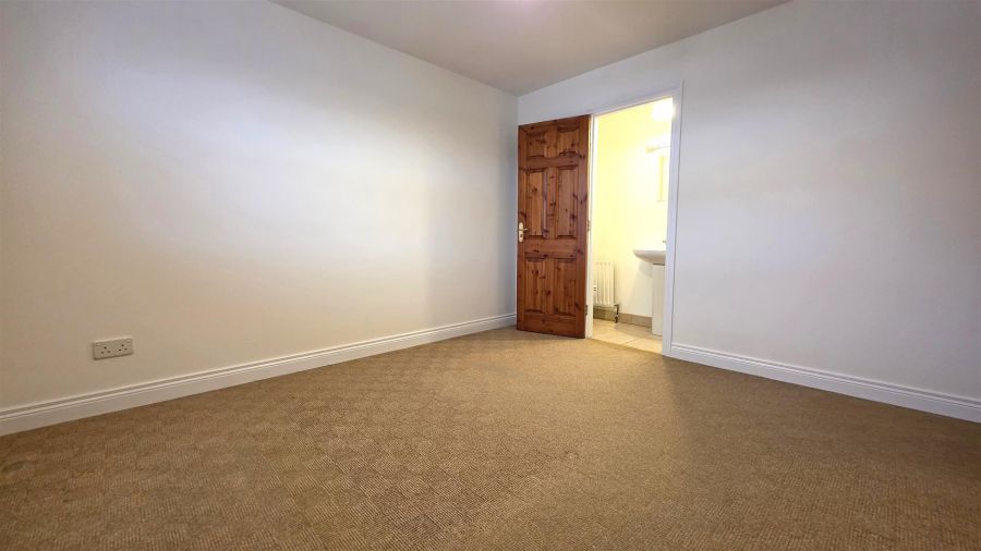 4 Greenvale Park Glen