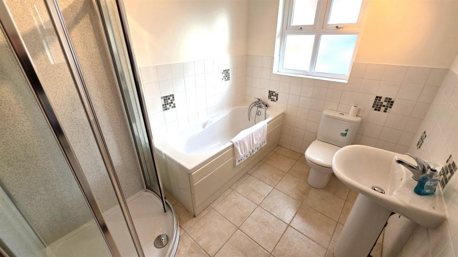 4 Greenvale Park Glen