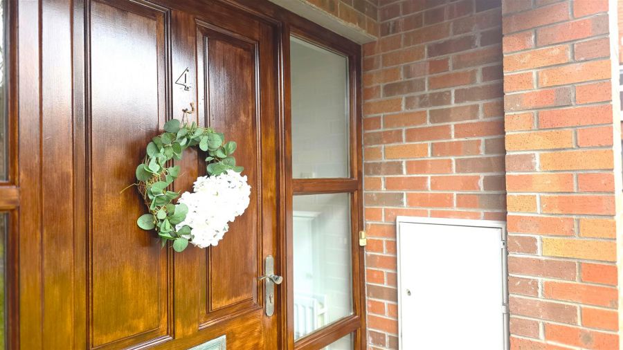 4 Greenvale Park Glen