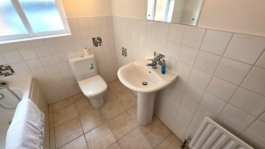 4 Greenvale Park Glen