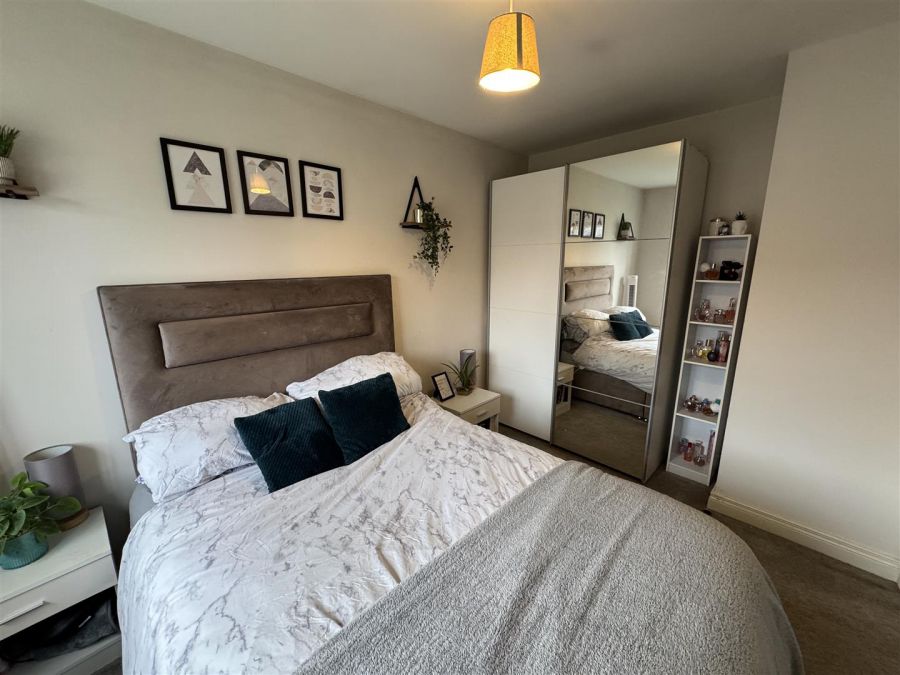 8 Ballyveigh Mews