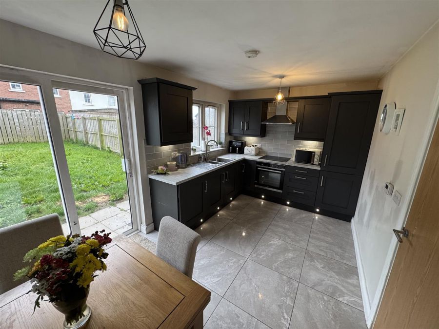 8 Ballyveigh Mews