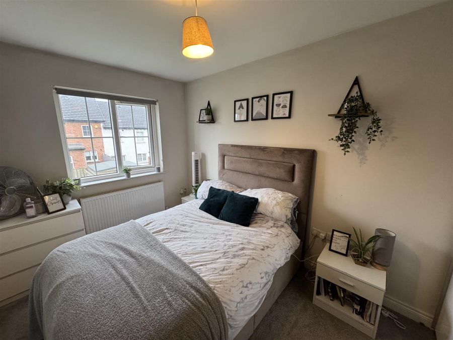 8 Ballyveigh Mews