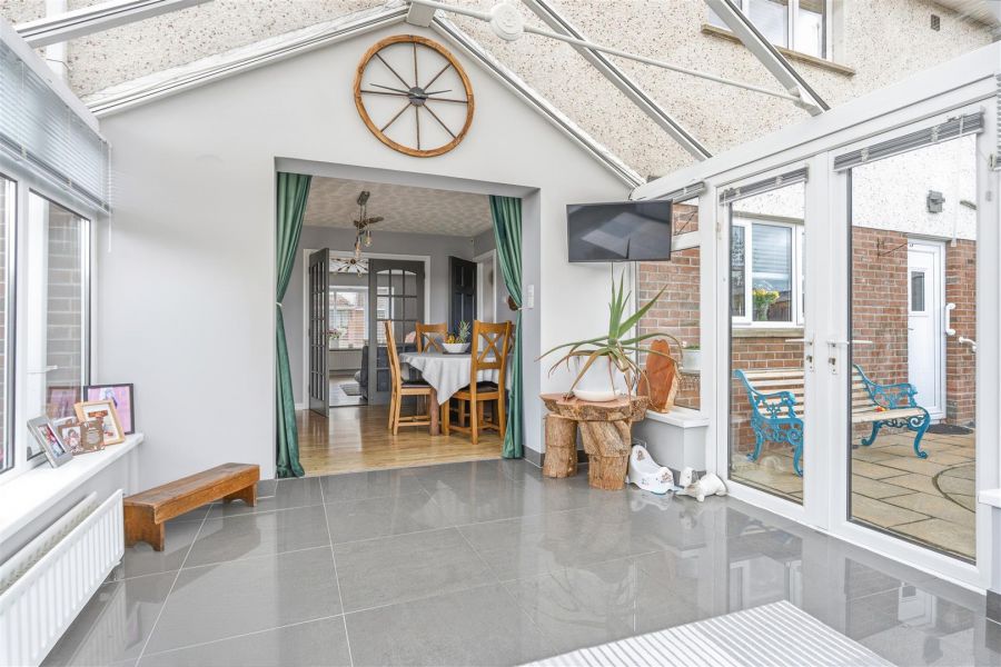 4 Mount Oriel Court
