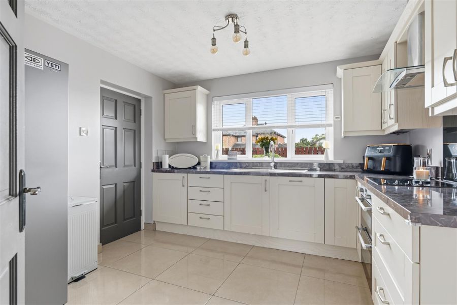 4 Mount Oriel Court