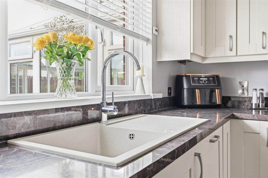 4 Mount Oriel Court