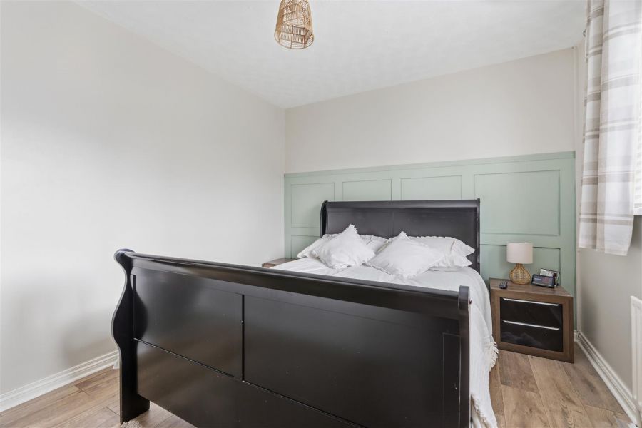 4 Mount Oriel Court