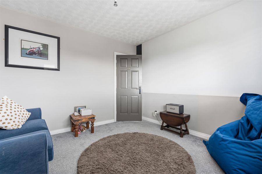 4 Mount Oriel Court