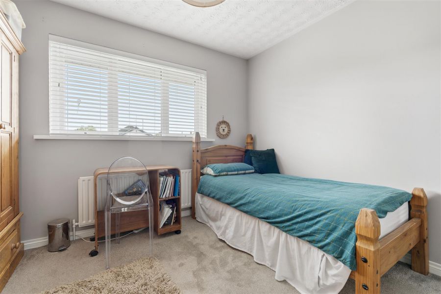 4 Mount Oriel Court