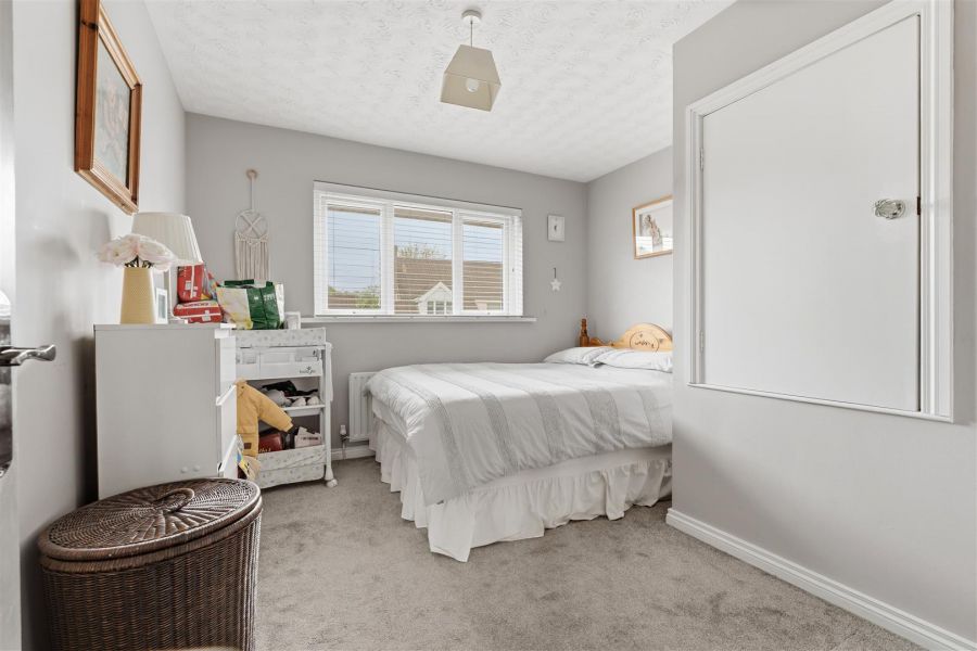 4 Mount Oriel Court