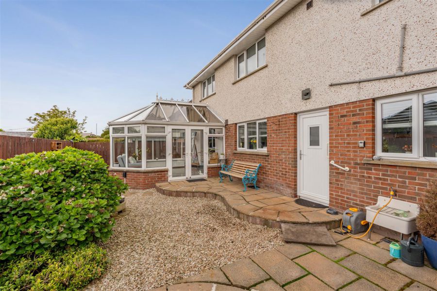 4 Mount Oriel Court