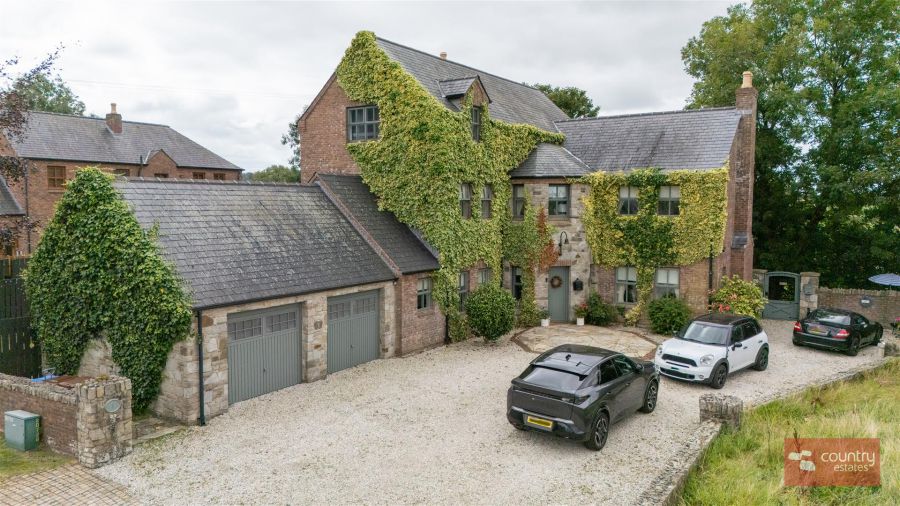 'The Manor House' 1 Carnbank