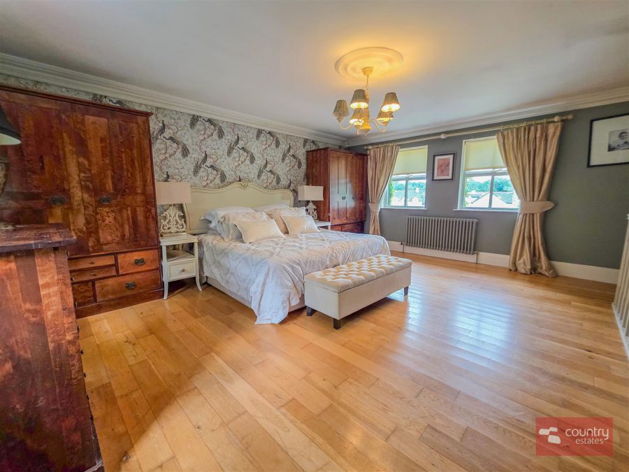 'The Manor House' 1 Carnbank