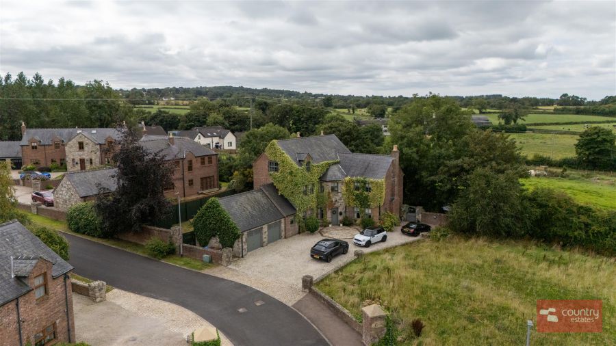 'The Manor House' 1 Carnbank