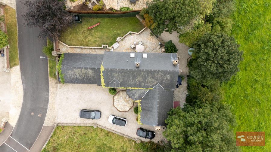 'The Manor House' 1 Carnbank