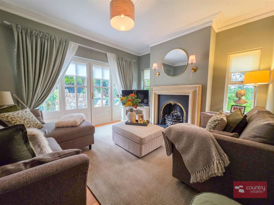 'The Manor House' 1 Carnbank