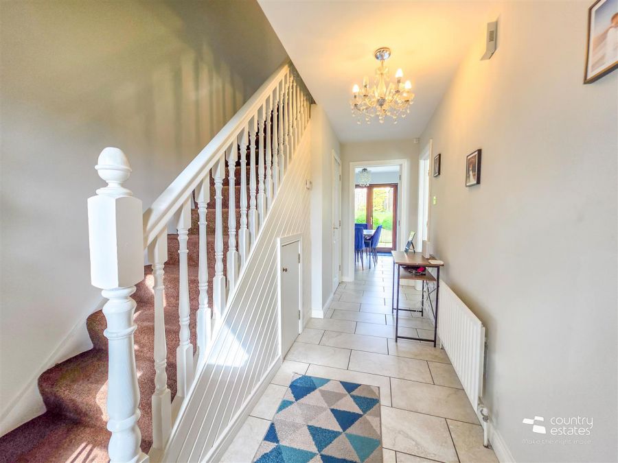 18 Lower Rogan Manor