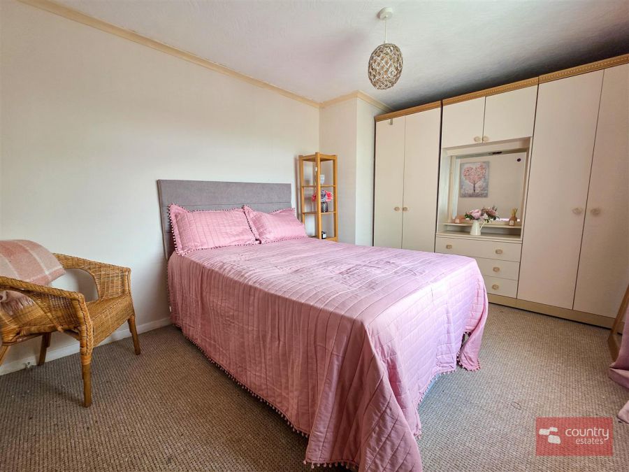 9 Ringford Crescent