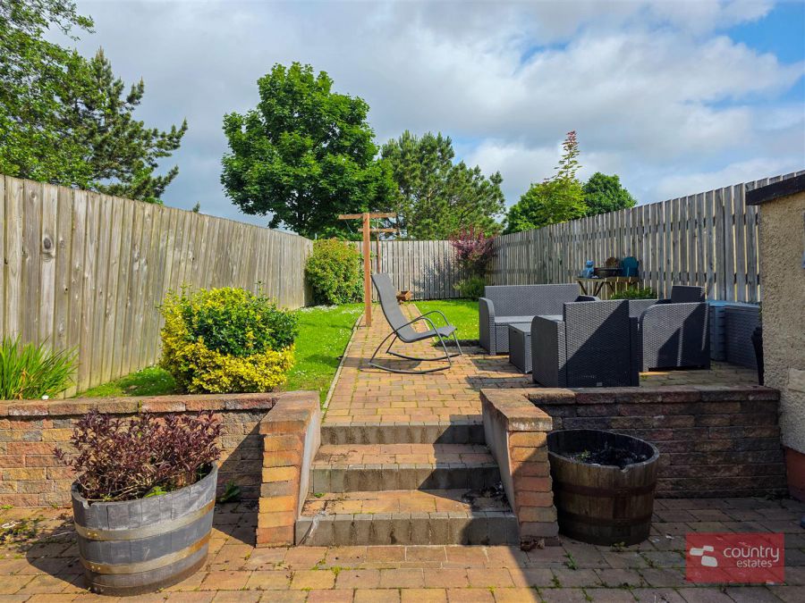 9 Ringford Crescent