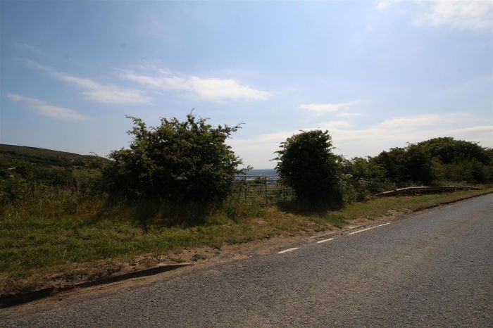 Land Adjacent To No.33 Upper Hightown Road Land Adjacent To No.33 Upper Hightown Road
