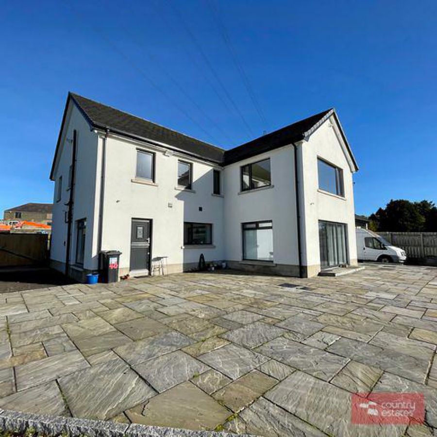 46 Kingsmoss Road