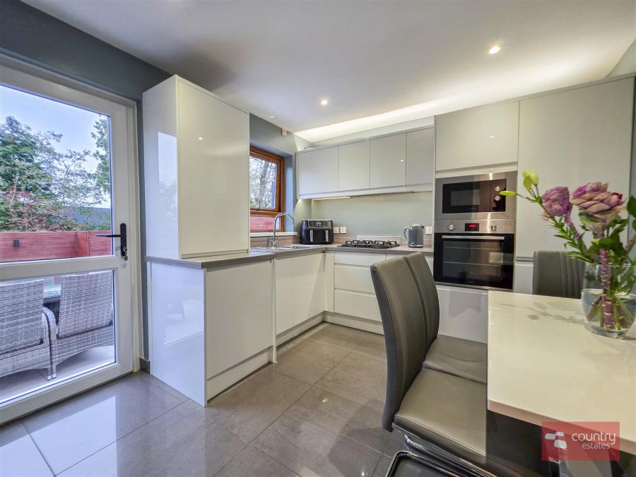 125 Alderley Place 125 Alderley Place
