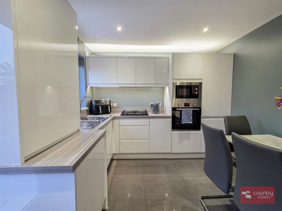 125 Alderley Place 125 Alderley Place