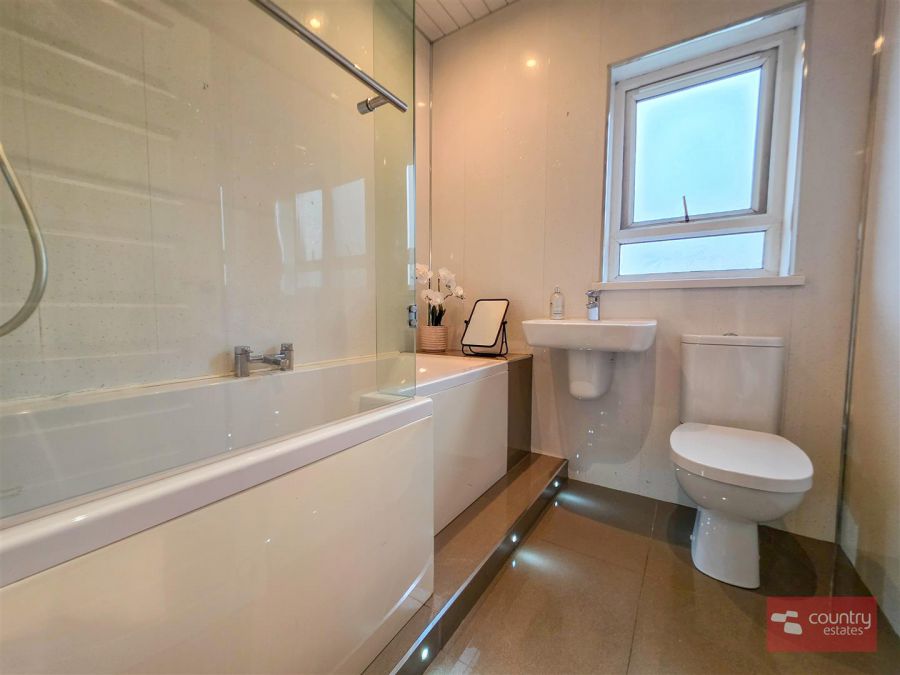 125 Alderley Place 125 Alderley Place