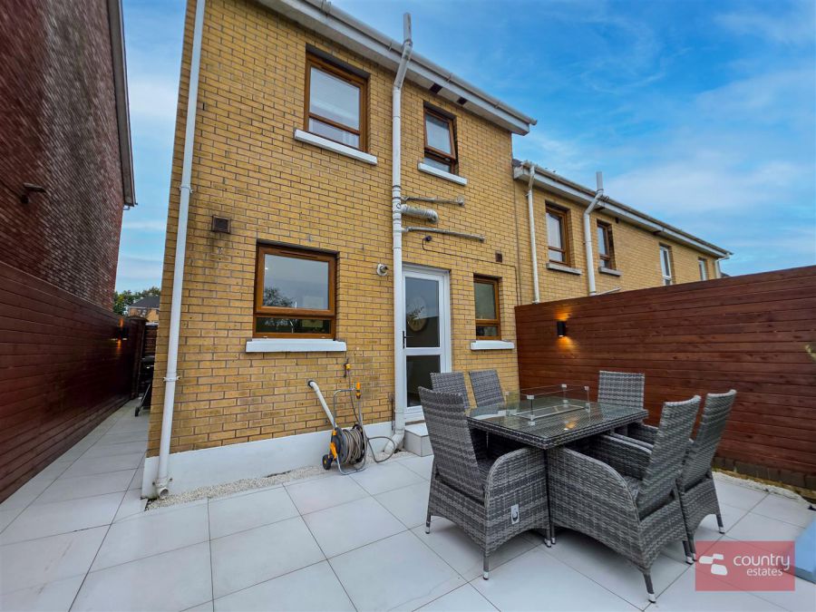 125 Alderley Place