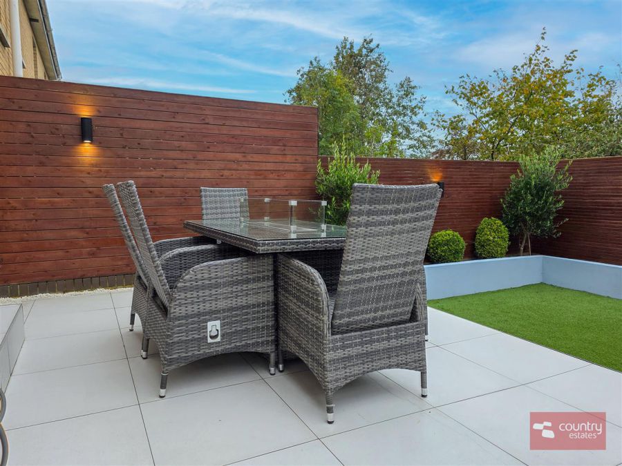 125 Alderley Place 125 Alderley Place