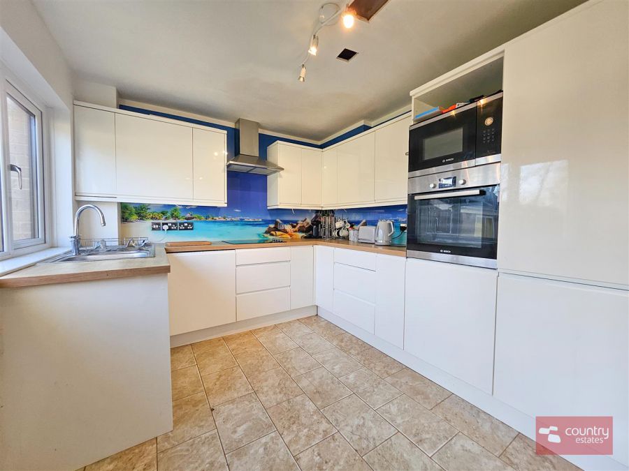 45 Tern Crescent