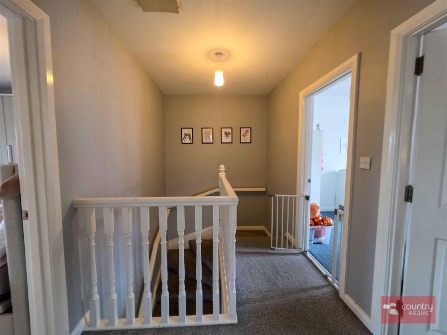 5 Fernridge Avenue 5 Fernridge Avenue